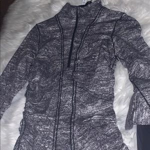 Lululemon workout top